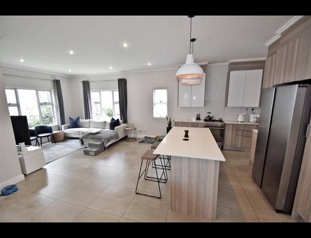 3 BEDROOM TOWNHOUSE FOR SALE IN SANDOWN